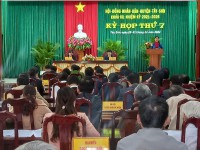 Quang cảnh khai mạc kỳ họp thứ 7 Hội đồng nhân dân huyện khóa XII