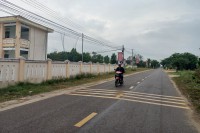Một góc xã Bình Thuận với con đường được nhựa hóa thẳng tắp