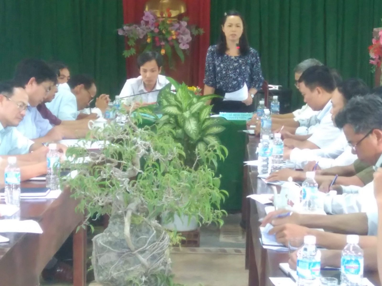 Bí thư Huyện ủy Lê Bình Thanh làm việc với Đảng ủy Tây Vinh