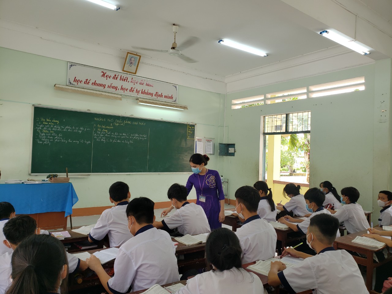 Tiết học ngữ văn tại Trường THPT Võ Lai