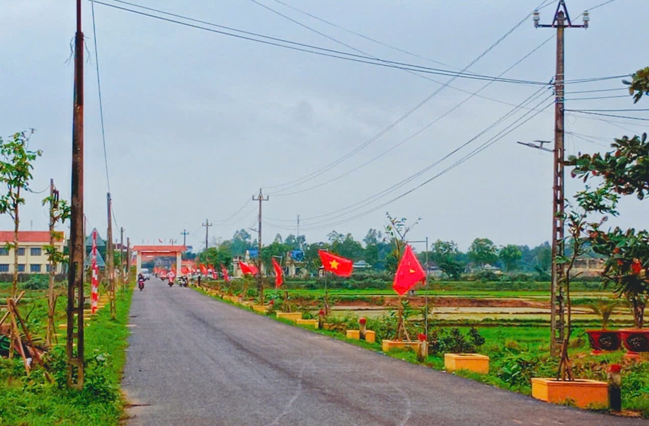 Xã đoàn Bình Nghi: Triển khai thực hiện công trình thanh niên “Đường cờ Tổ quốc”